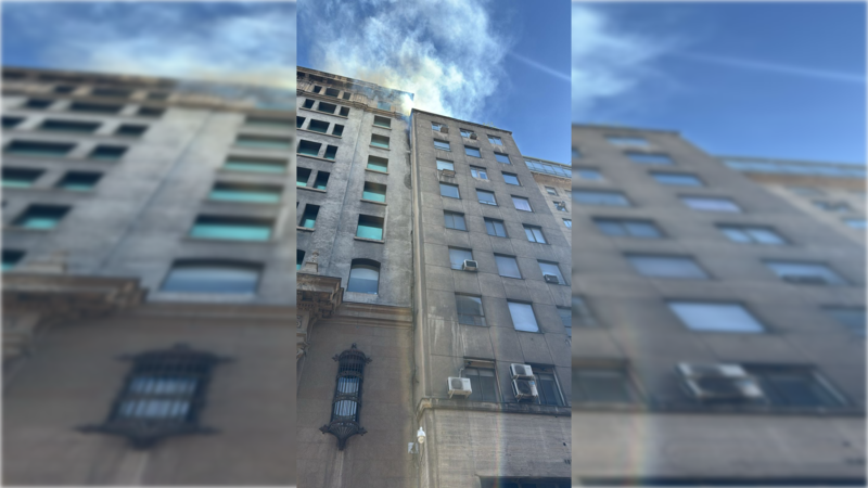 Bomberos controla incendio en sede del Sistema 9-1-1 En Santo domingo